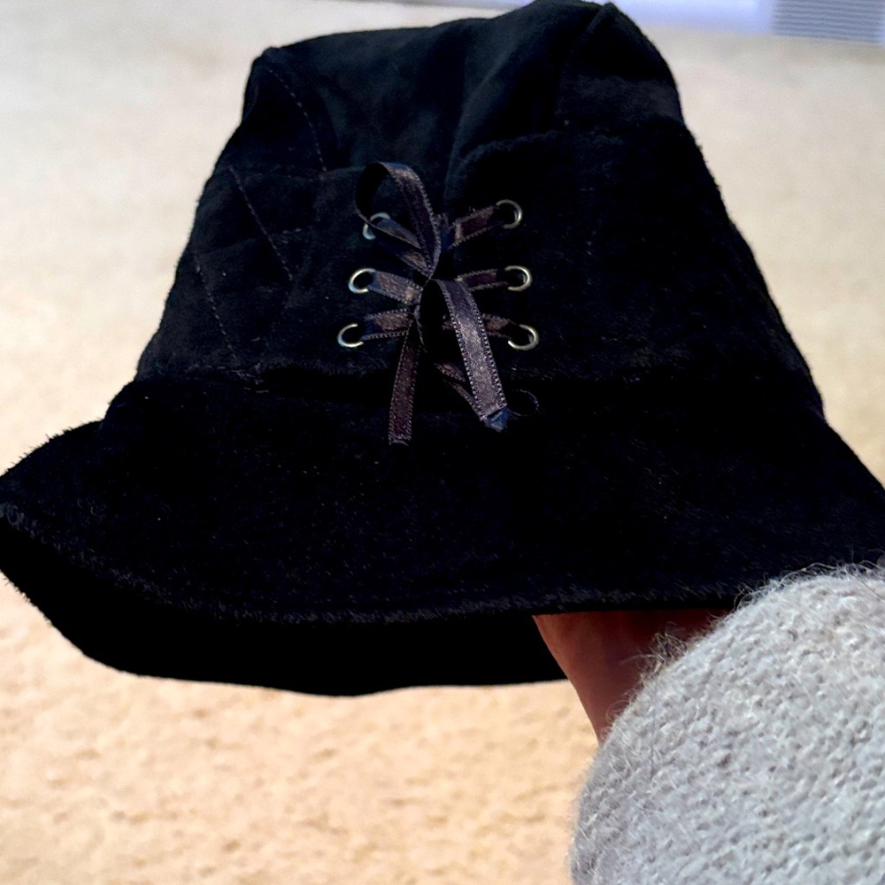 Eric Javits Elegant Black Hat